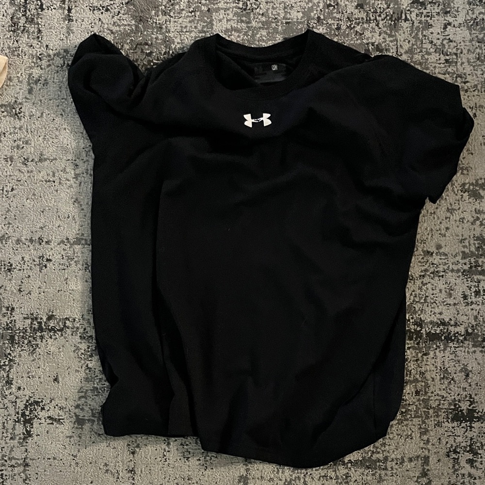 Under Armour Black Crew Neck Tee